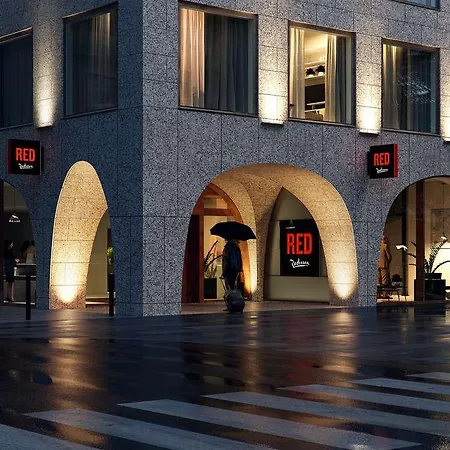 Hotel Radisson Red