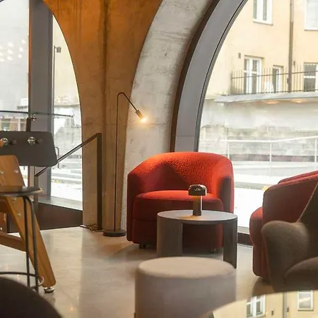 Hotel Radisson Red *